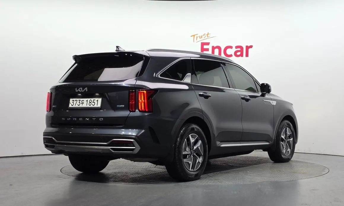 Kia Sorento — фото 5