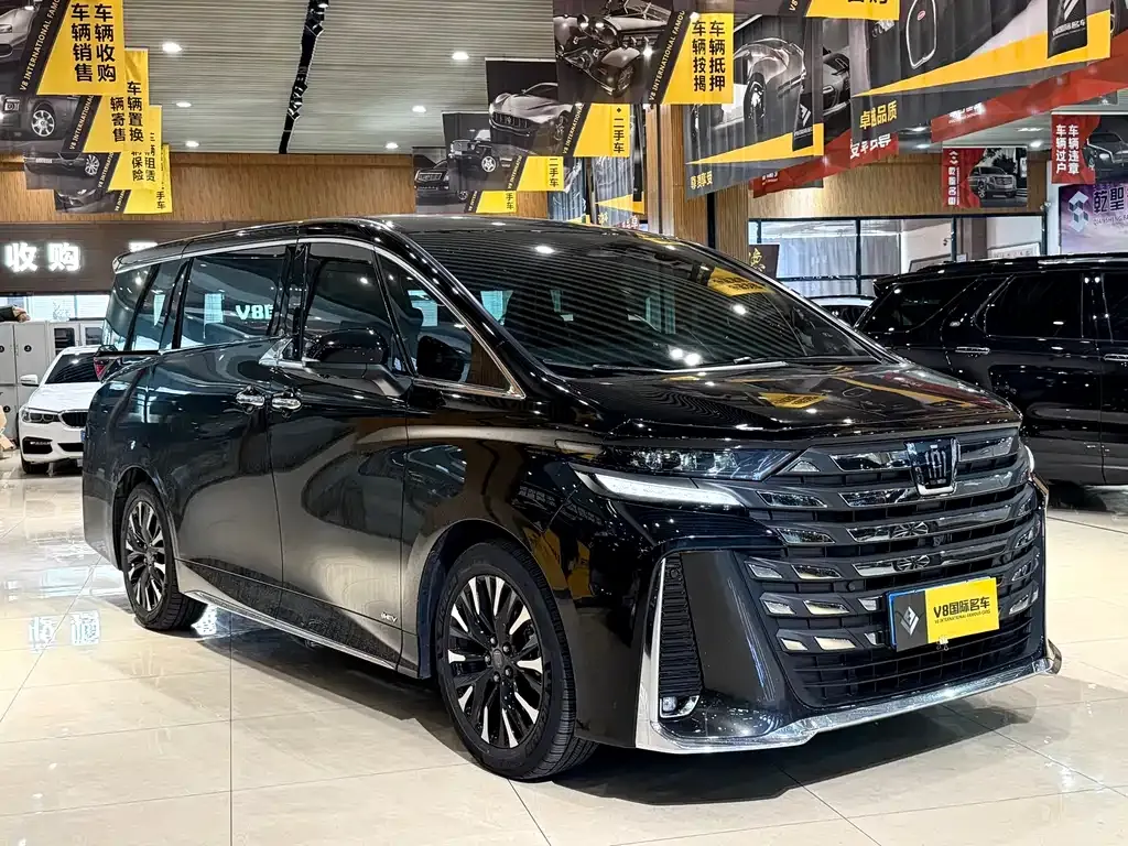 Toyota Vellfire — фото 9