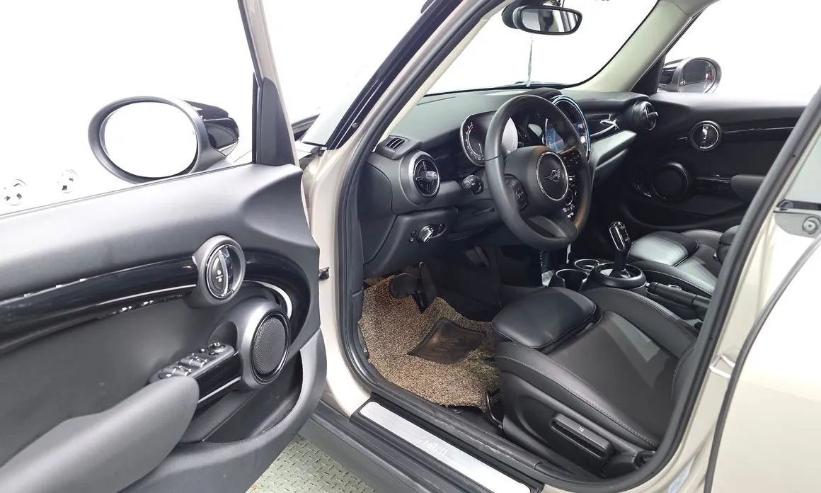 Mini Cooper 2022 из KR, фото 4