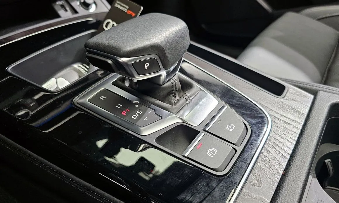 Audi Q5 2023 из KR, фото 7