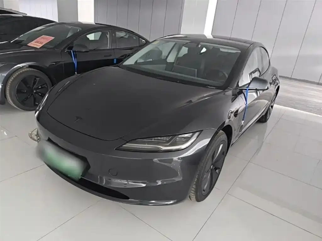 Tesla Model 3 — фото 5