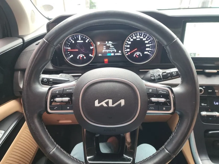 Kia Carnival 2023 из KR, фото 9