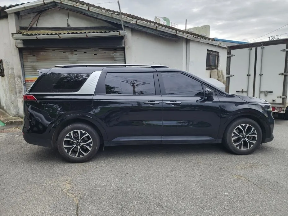 Kia Carnival 2023 из KR, фото 10