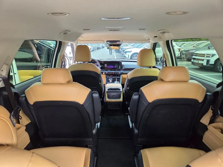 Kia Carnival — фото 4