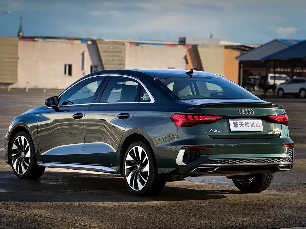 Audi A3 — фото 2