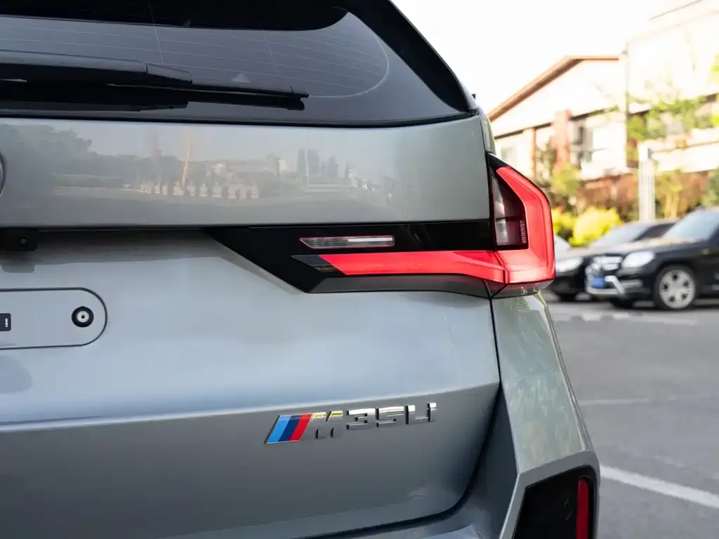 BMW X1 M35Li 2025 из CN, фото 10
