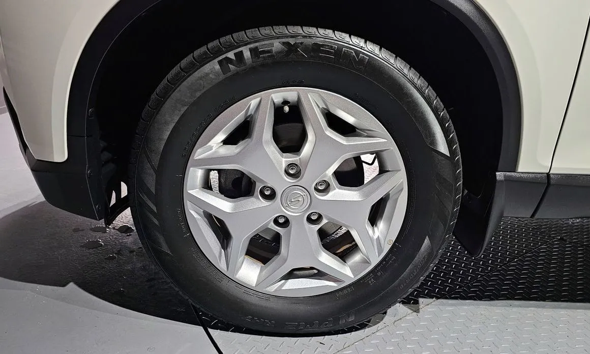 KG Mobility (Ssangyong) Rexton — фото 3
