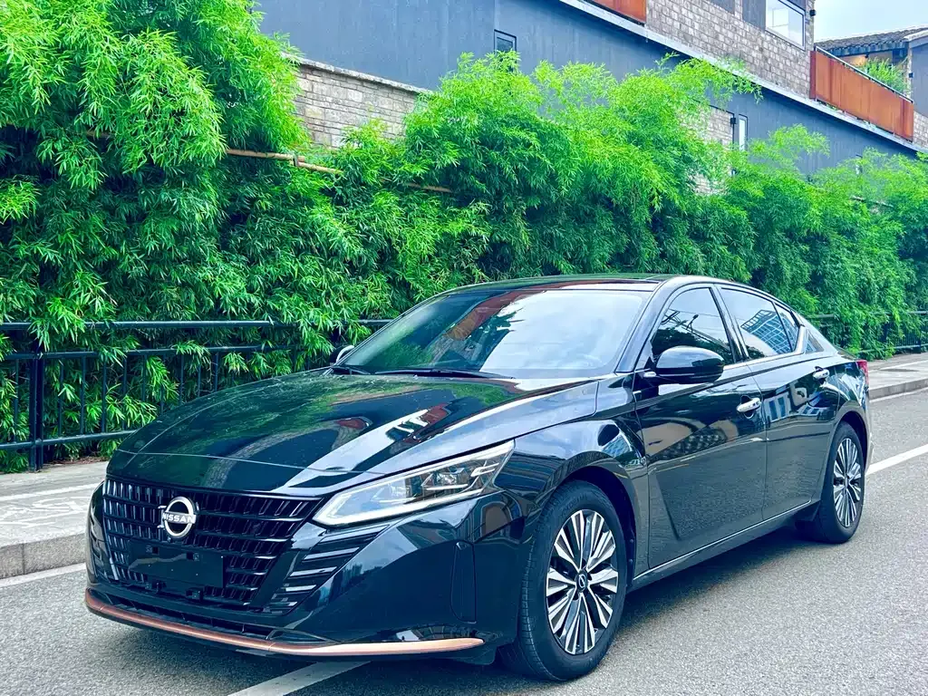 Nissan Teana — фото 8