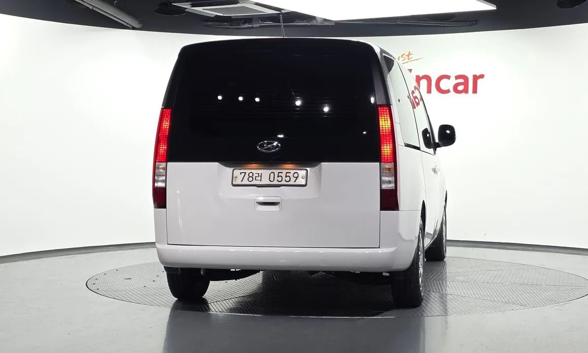 Hyundai Staria 2022 из KR, фото 2