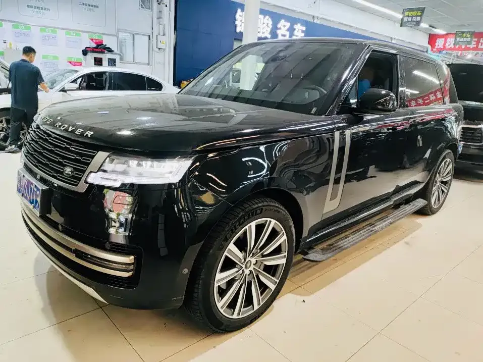 Land Rover Range Rover — фото 1
