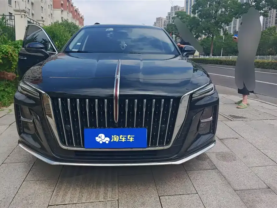 Hongqi H5 — фото 10