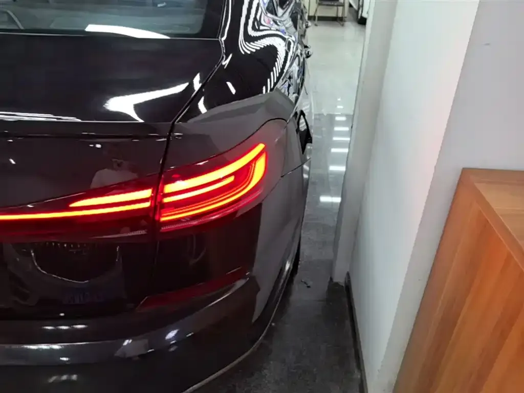 Volkswagen Passat — фото 3