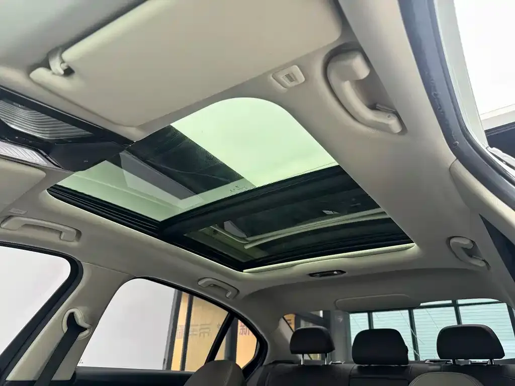 BMW i3 — фото 3