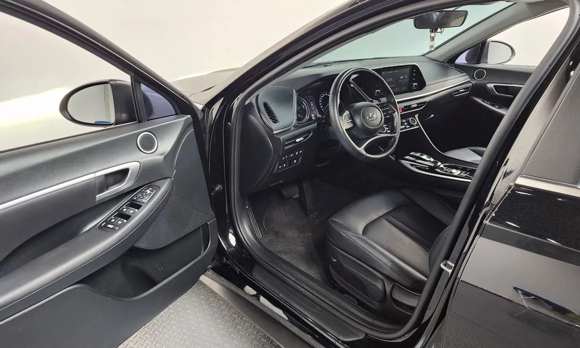 Hyundai Sonata 2023 из KR, фото 9
