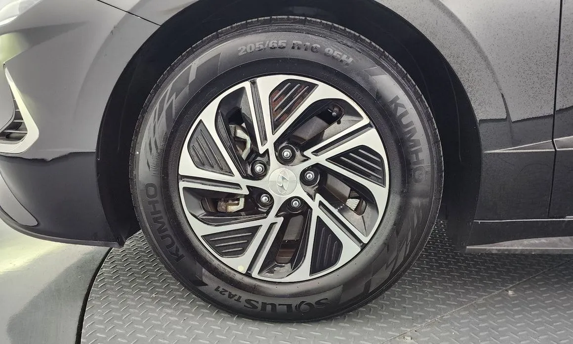 Hyundai Sonata 2023 из KR, фото 6