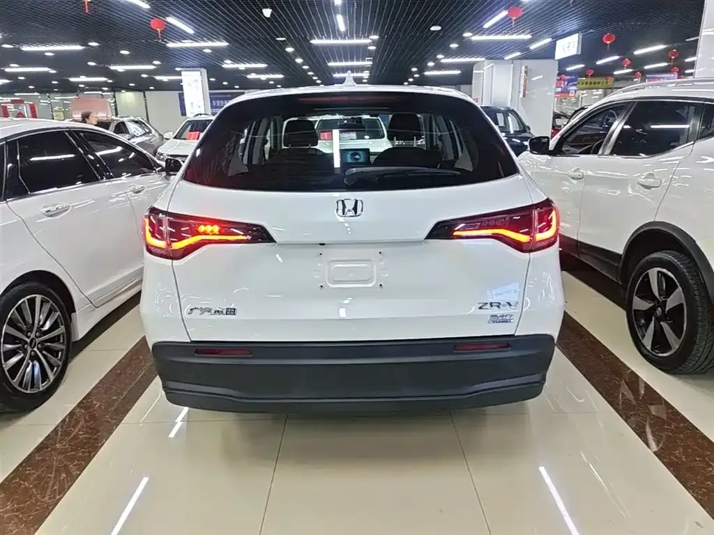 Honda ZR-V 2023 из CN, фото 9