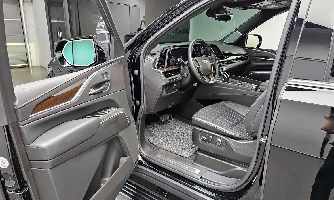 Cadillac Escalade 2022 из KR, фото 6