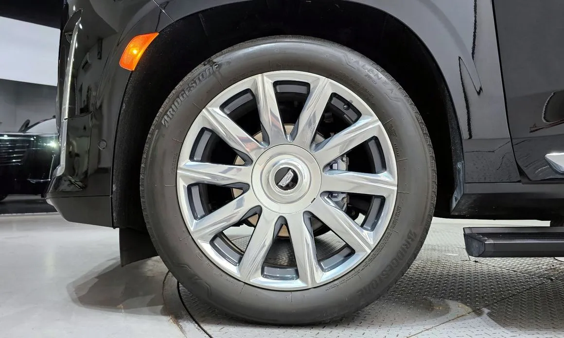 Cadillac Escalade 2022 из KR, фото 2