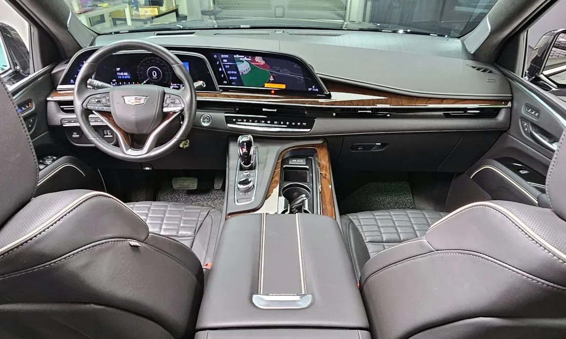 Cadillac Escalade 2022 из KR, фото 9