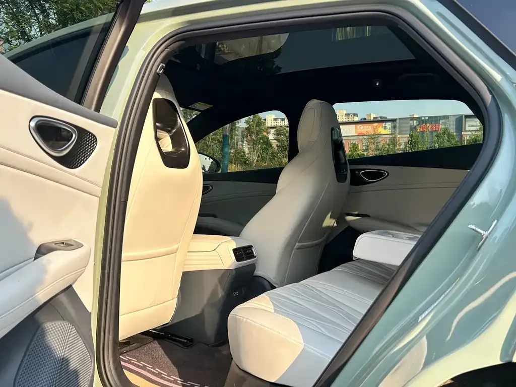 BYD Seal 06GT — фото 3