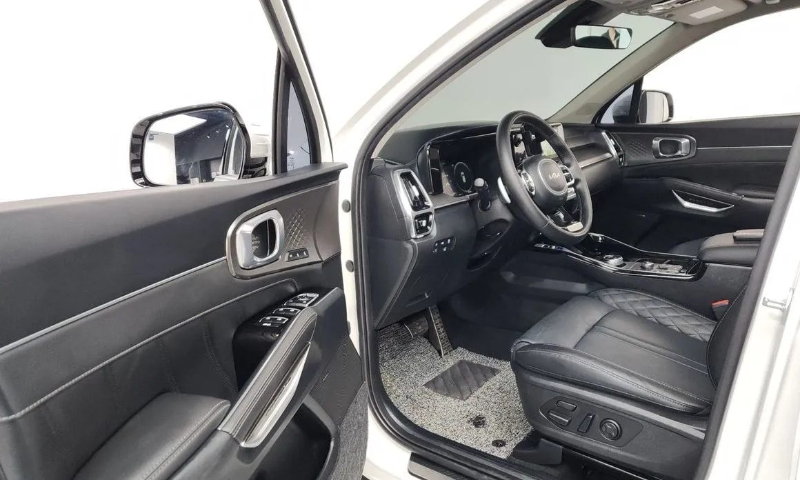 Kia Sorento — фото 4