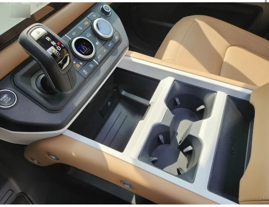 Land Rover Defender 2025 из KR, фото 2
