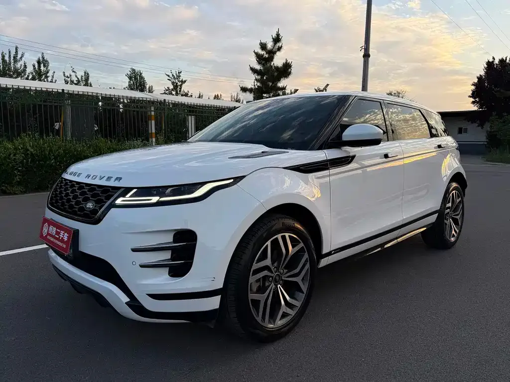 Land Rover Evoque — фото 1