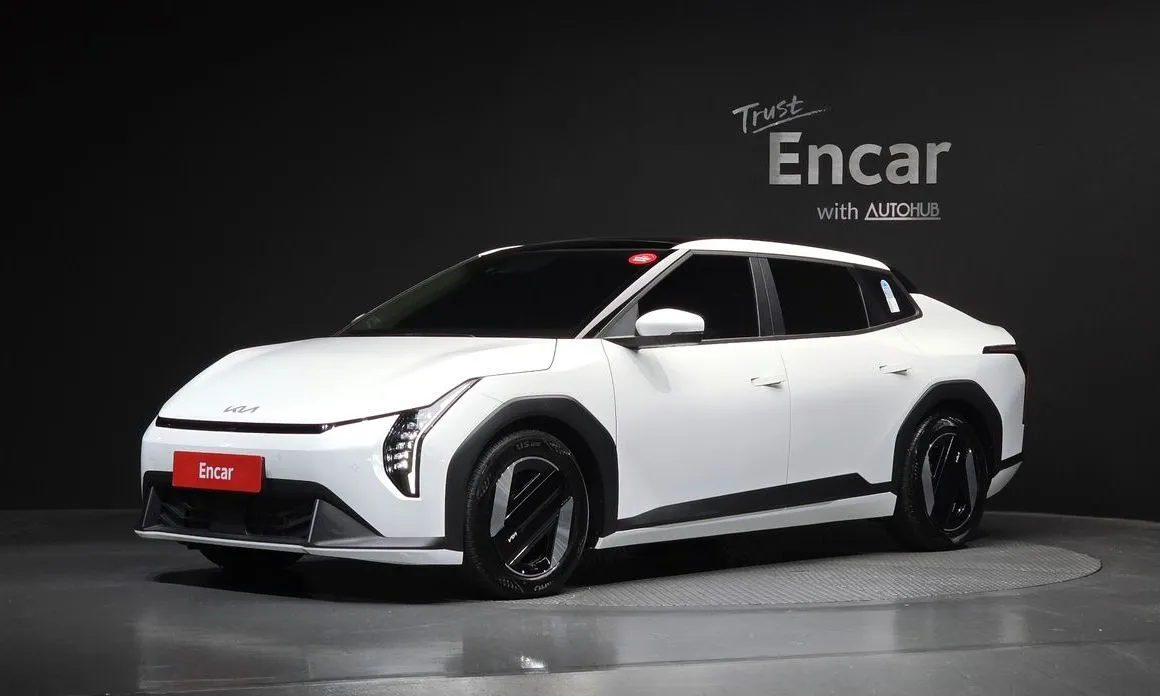 Kia EV4