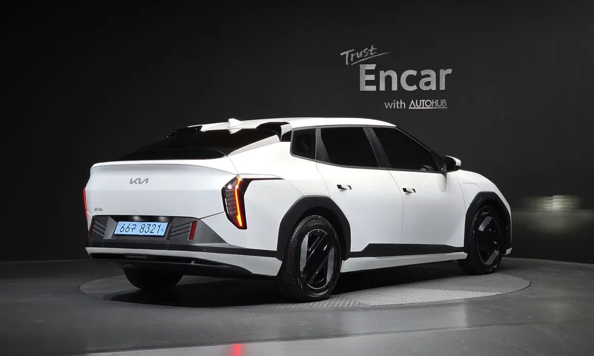 Kia EV4 2026 из KR, фото 4