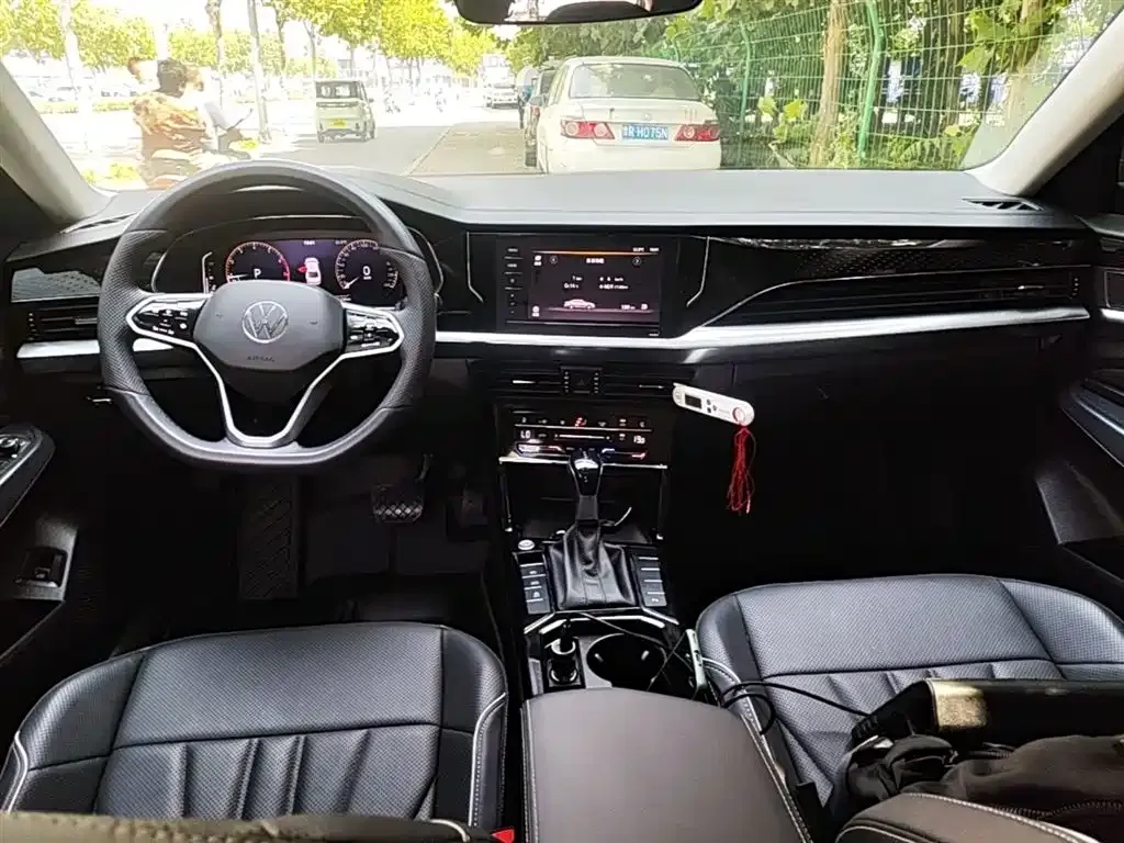 Volkswagen Passat — фото 6