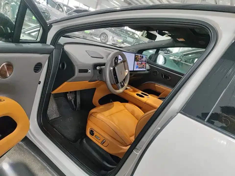 Li Auto i8 2025 из CN, фото 10