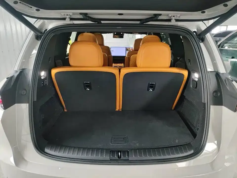 Li Auto i8 2025 из CN, фото 4