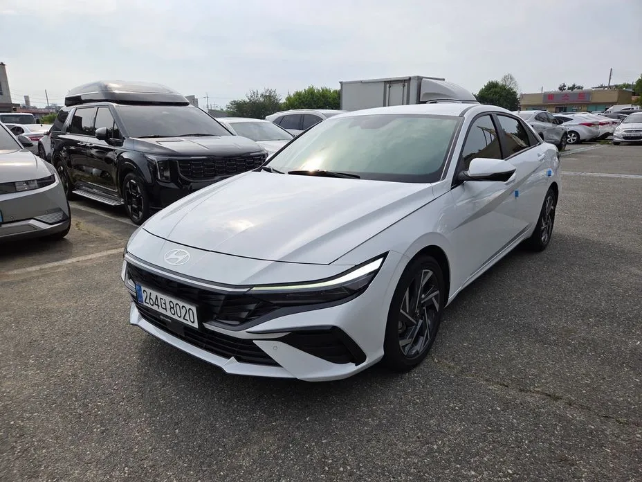 Hyundai AVANTE — фото 8