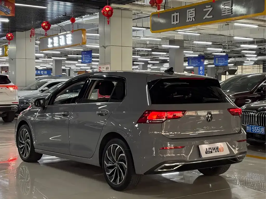 Volkswagen Golf — фото 6