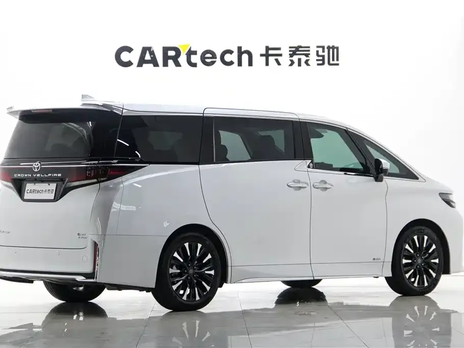 Toyota Vellfire — фото 5