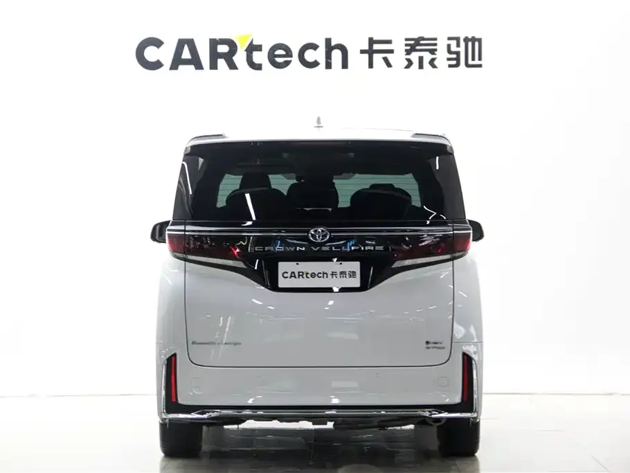 Toyota Vellfire — фото 6