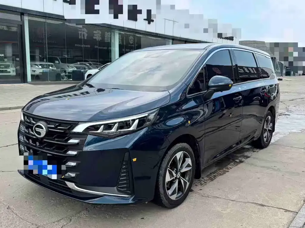GAC Motor Trumpchi M6 — фото 1