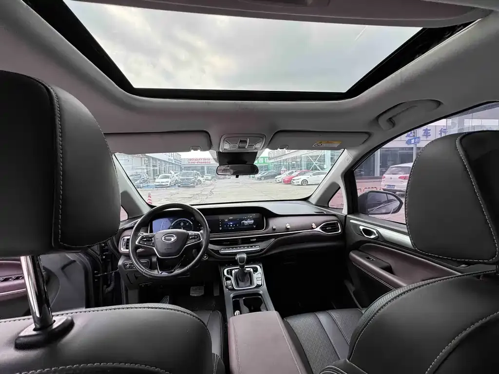 GAC Motor Trumpchi M6 — фото 3