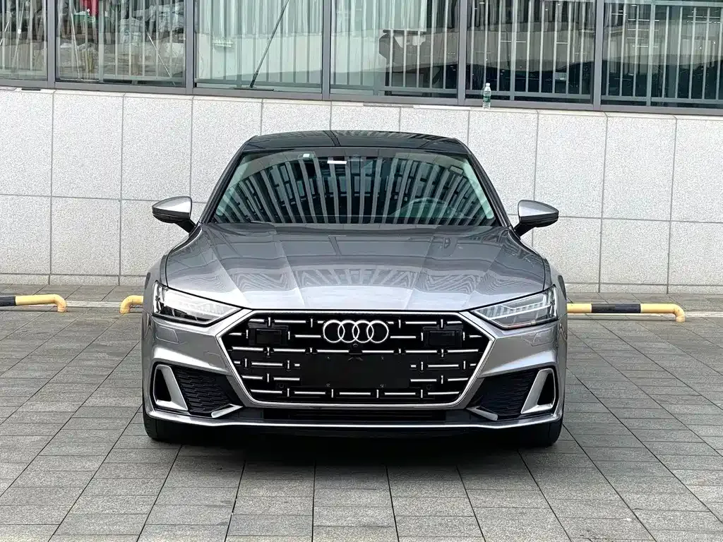 Audi A7L 2022 из CN, фото 8