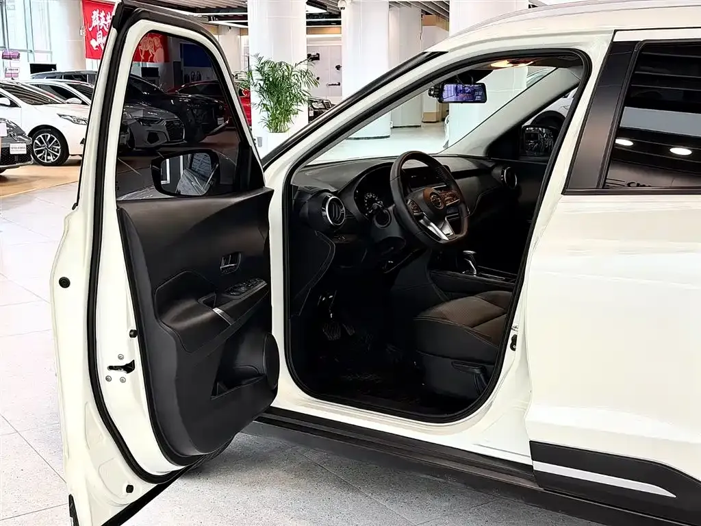 Nissan Kicks 2023 из CN, фото 9