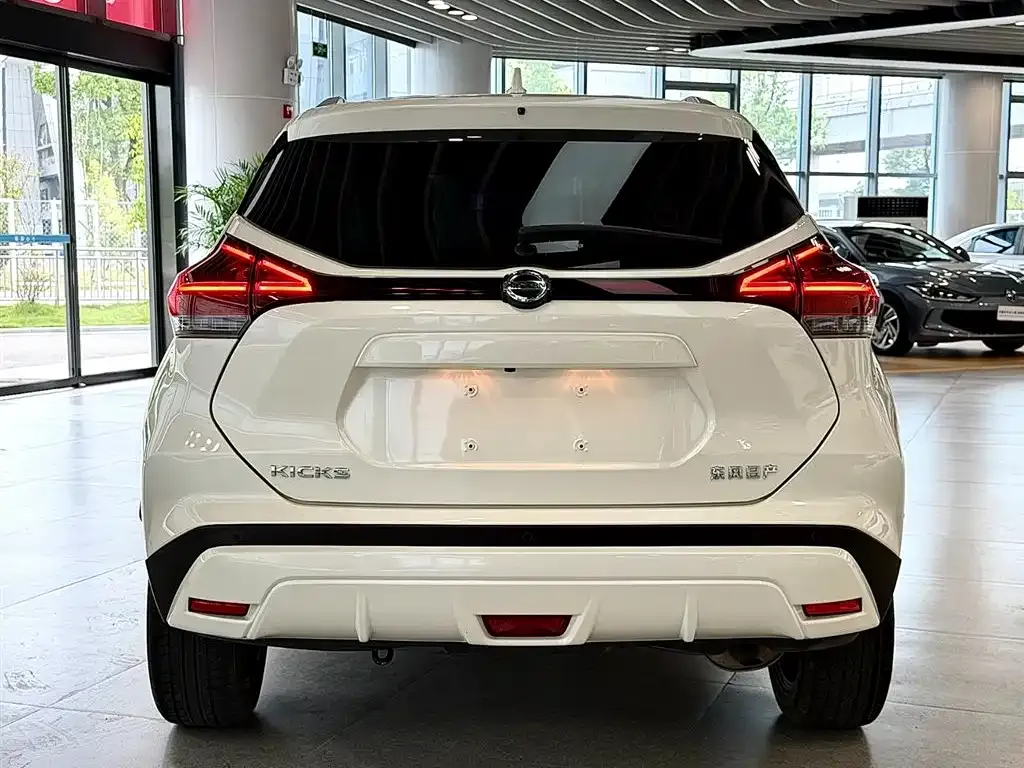 Nissan Kicks 2023 из CN, фото 3