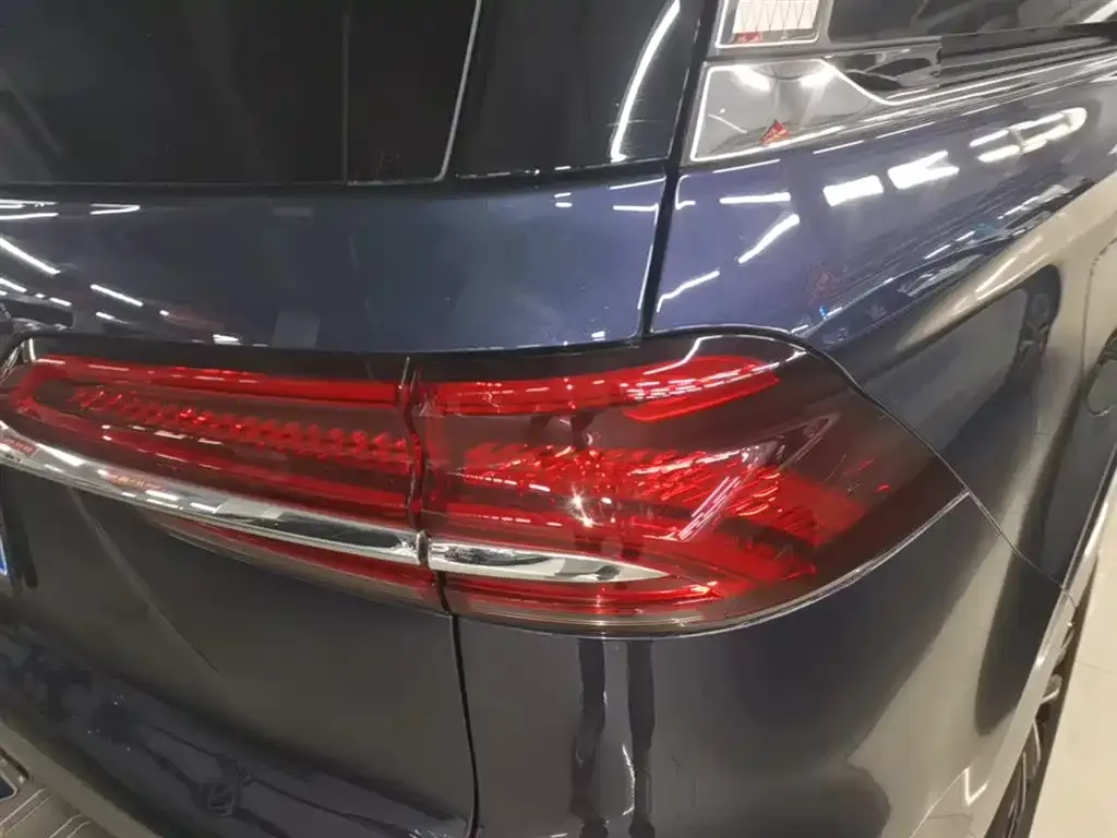 Roewe iMAX8 — фото 9