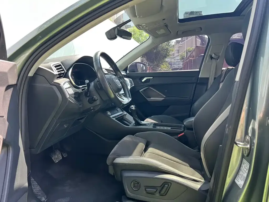 Audi Q3 — фото 5