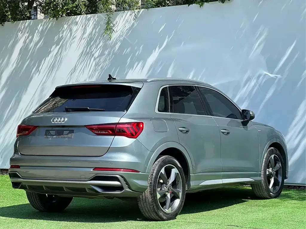 Audi Q3 — фото 4