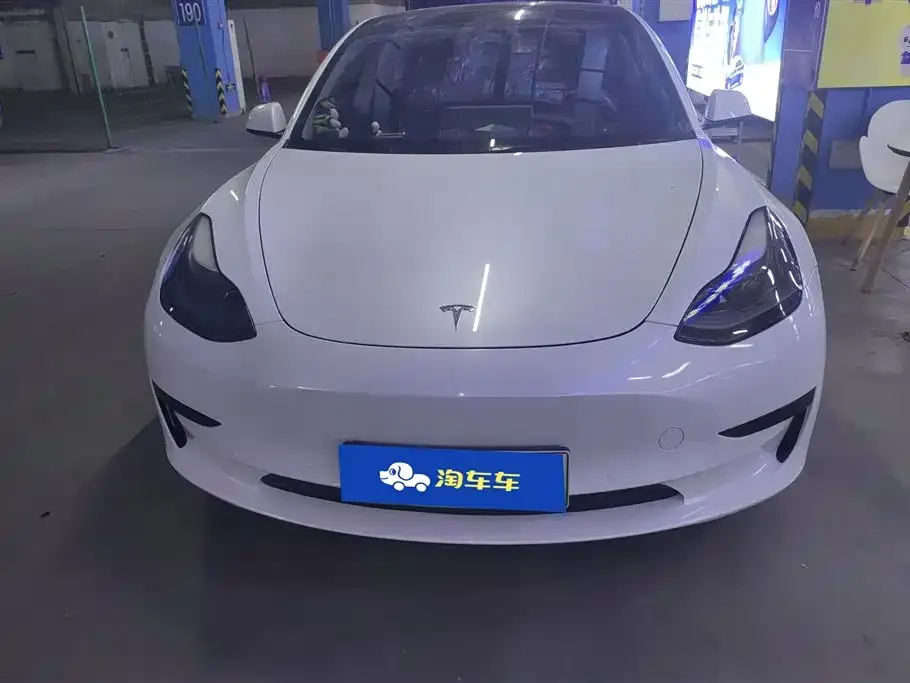 Tesla Model 3 — фото 7