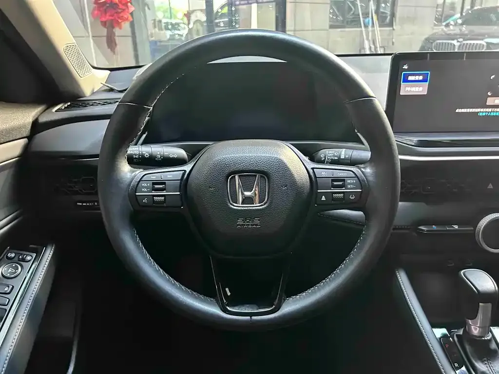 Honda Accord — фото 6