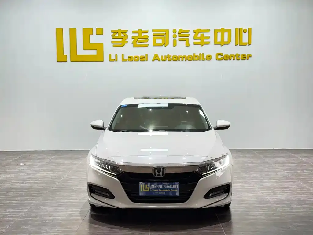 Honda Accord — фото 6