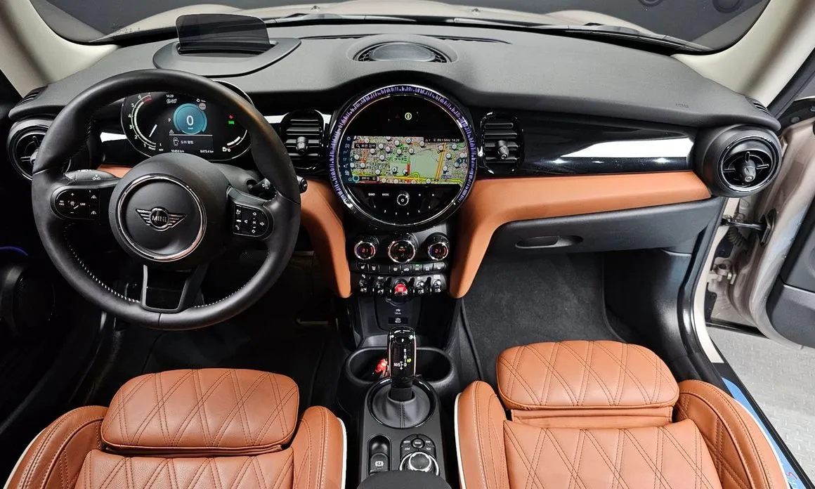 Mini Cooper 2024 из KR, фото 9