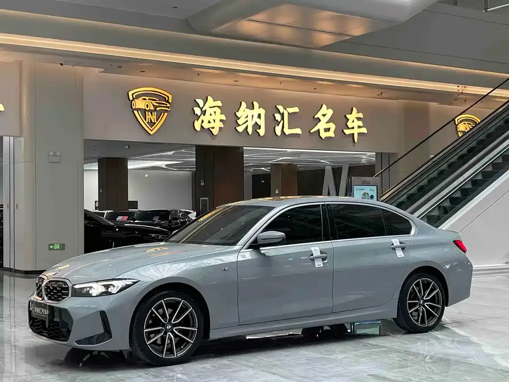 BMW 3 Series — фото 1