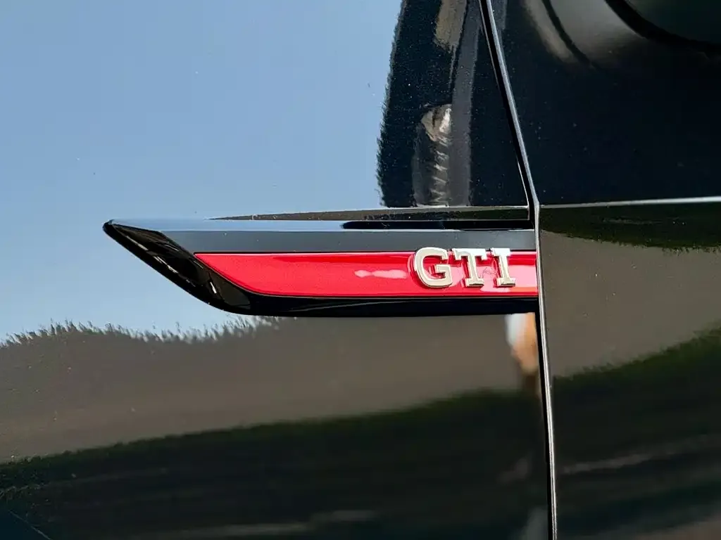 Volkswagen Golf GTI — фото 2